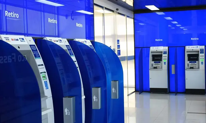 CAJEROS-AUTOMATICOS-BANCO-FASSIL