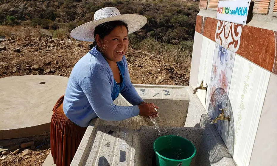 FUDNACION-COCA-COLA-BOLIVIA-AGUA-SEGURA-APOYO