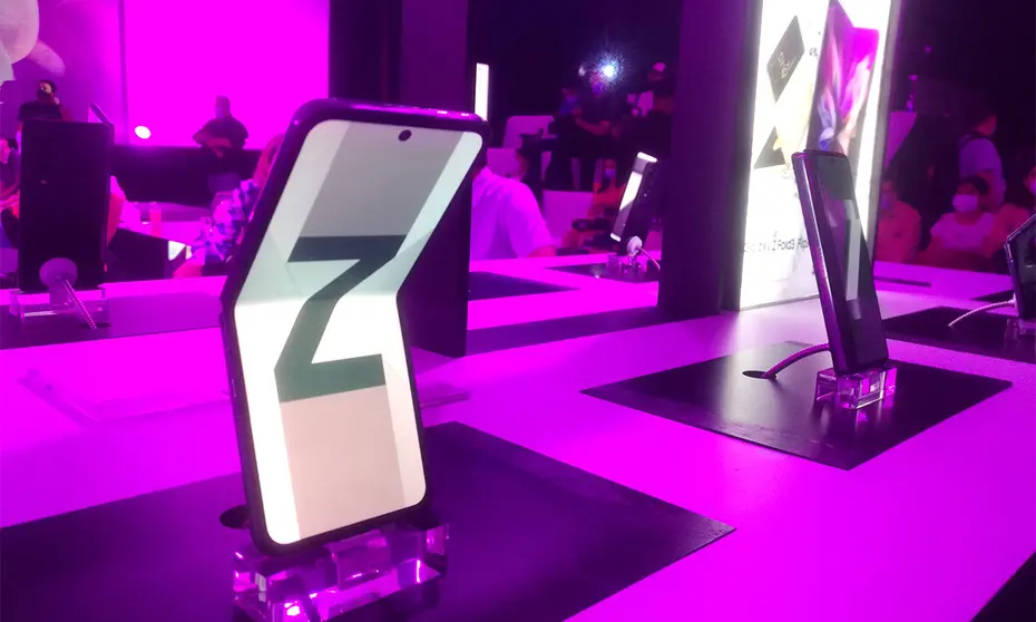Galaxy-Z-Flip3