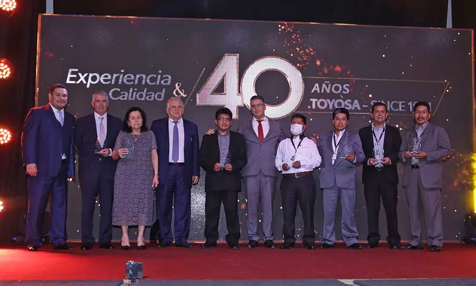 TOYOSA-40-A&Ntilde;OS-1