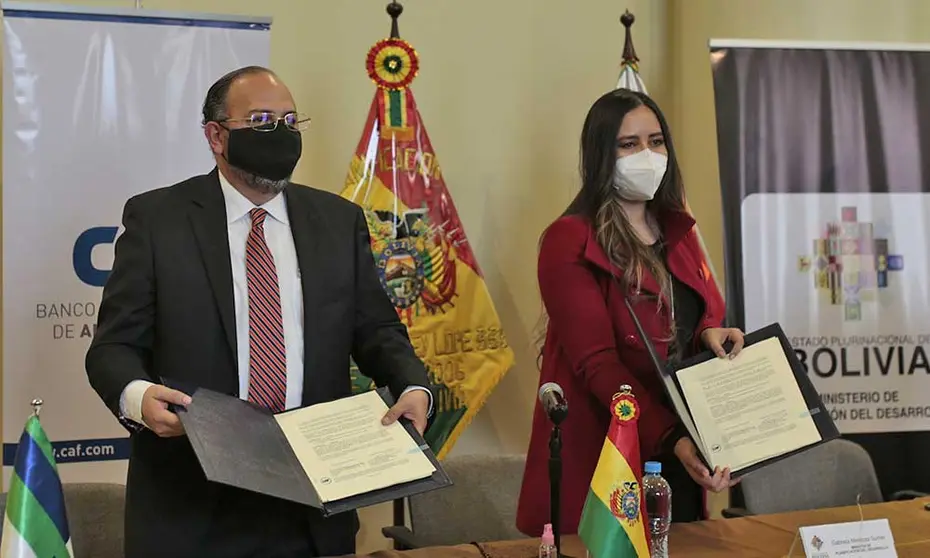 CAF-GOBIERNO-OBRAS-VIALES