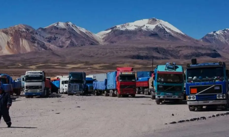 CAMIONES-FRONTERA-CHILE