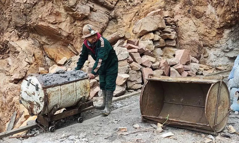PROYECTOS-MINEROS-BOLIVIA