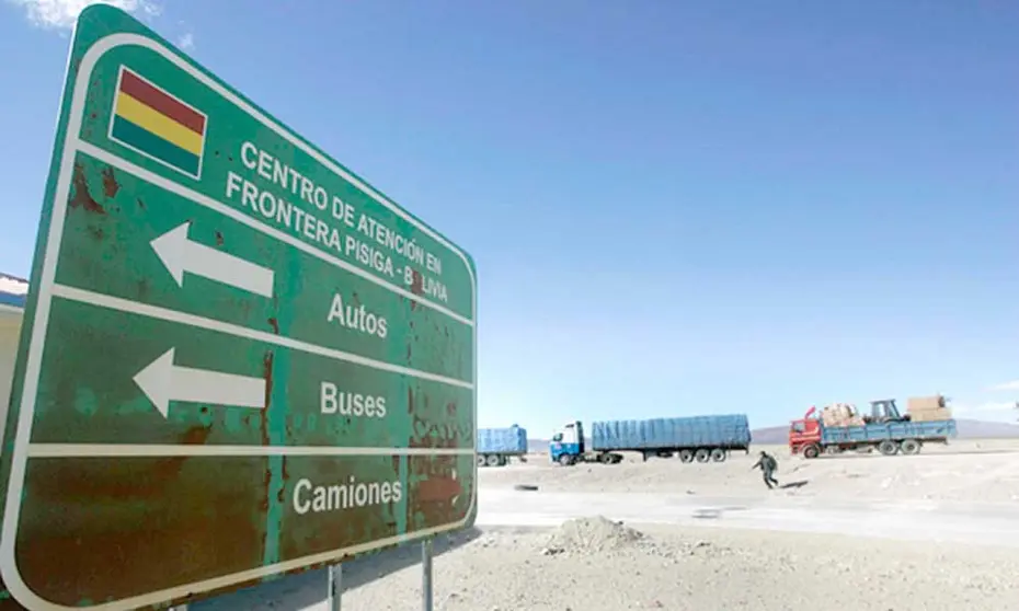 PASO-FRONTERIZO-CHILE-BOLIVIA