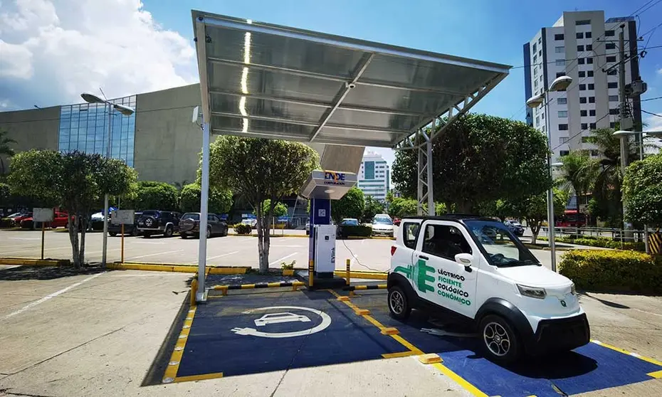 VEHICULOS-ELECTRICOS-BOLIVIA