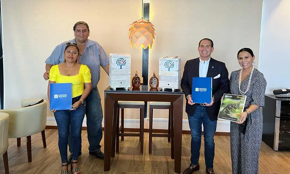 NACIONAL-VIDA-MUJERES-DE-MIEL