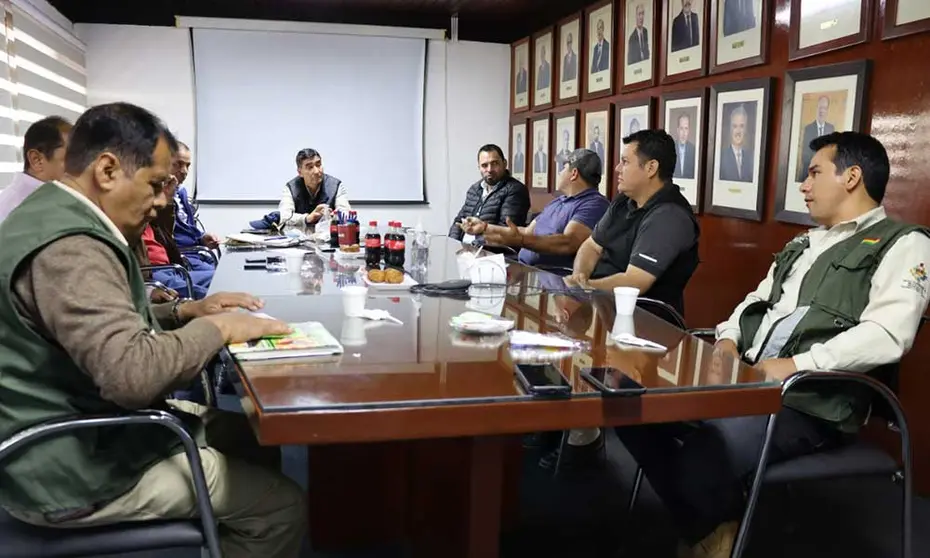 PRODUCTORES-Y-AUTORIDADES-CAO