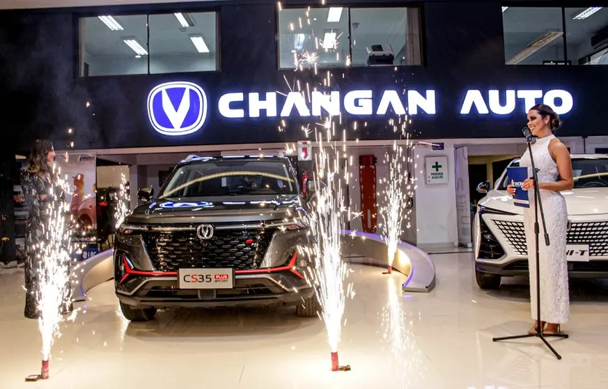 Feicobol, presentaci&oacute;n CS35 Changan