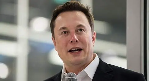 490x_770-420-elon-musk-tesla-alamy