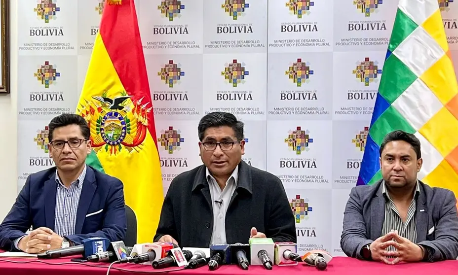Ministro-Huanca 2