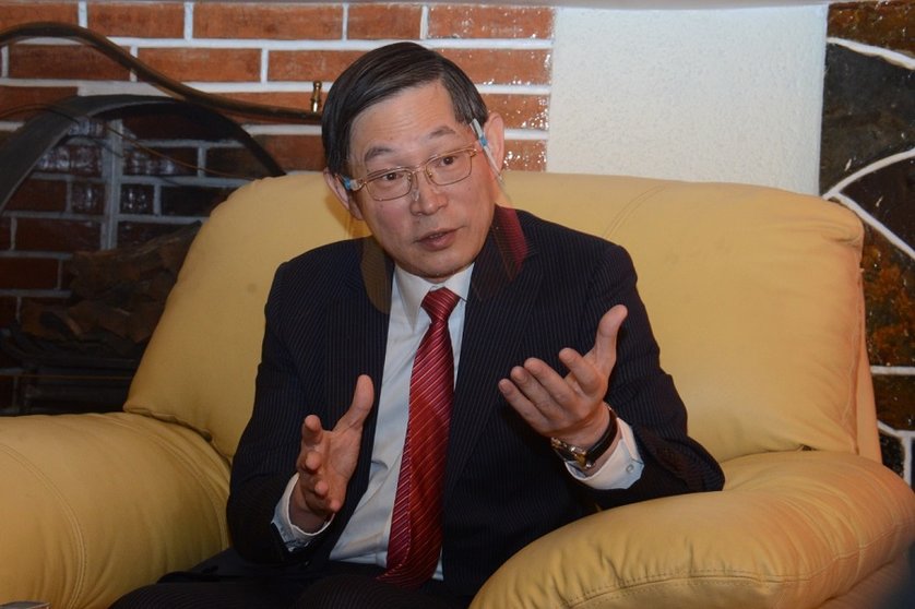 embajador de China Huang Yazhong