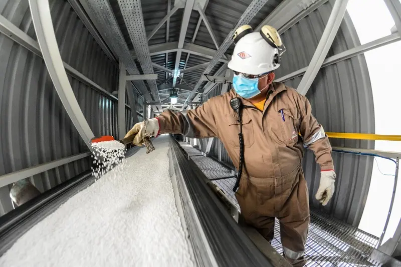 Producci&oacute;n de urea en la planta industrial de Bulo Bulo
