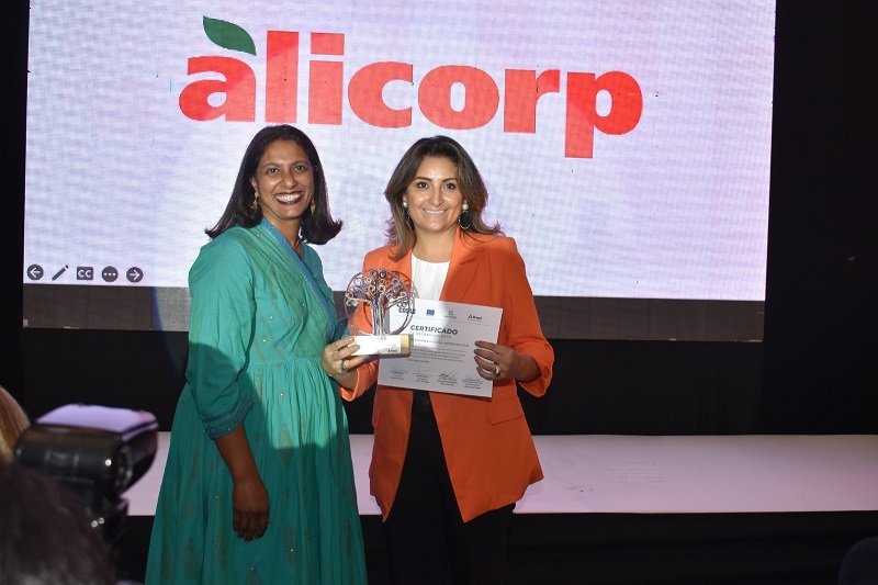 Alicorp, empresa agroindustrial y de consumo masivo líder en Bolivia,recibió por tercer año consecutivo el reconocimiento a la RSE