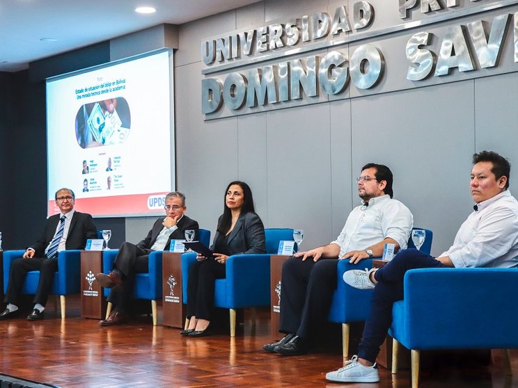 CADEX, CAINCO y el Colegio de Economistas de Bolivia dieron una mirada técnica a la situación de la divisa americana y su impacto en la economía