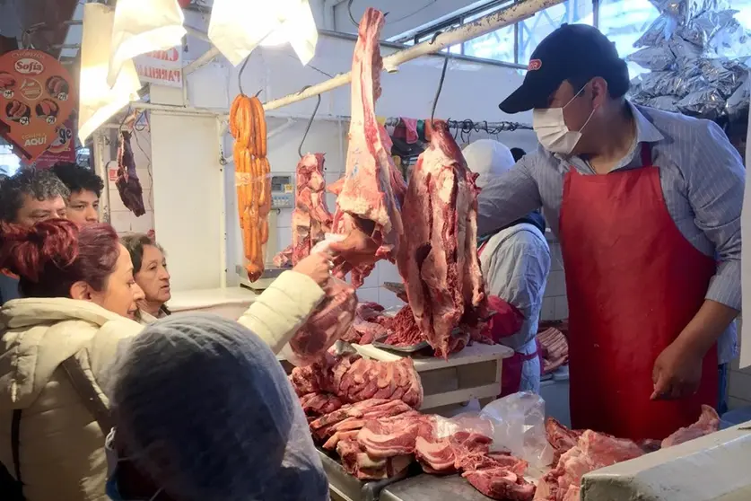 0000_CARNE_DE_RES_EN_MERCADOS2222