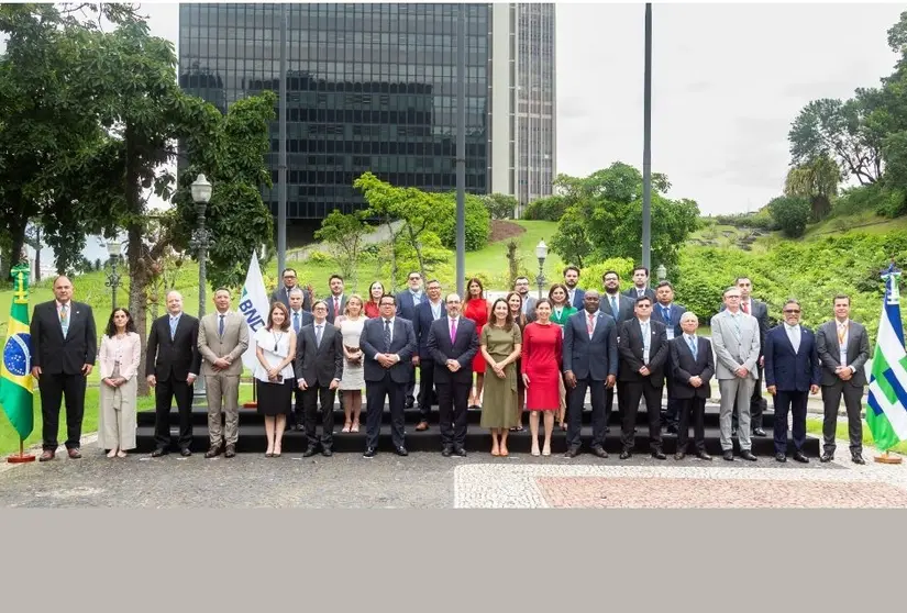 foto-familia-directorio-caf-brasil-baja