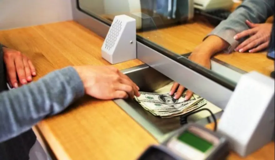 Caja de Banco Dolares