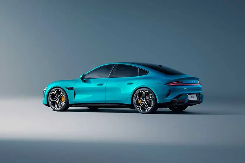 XIAOMI-SU7