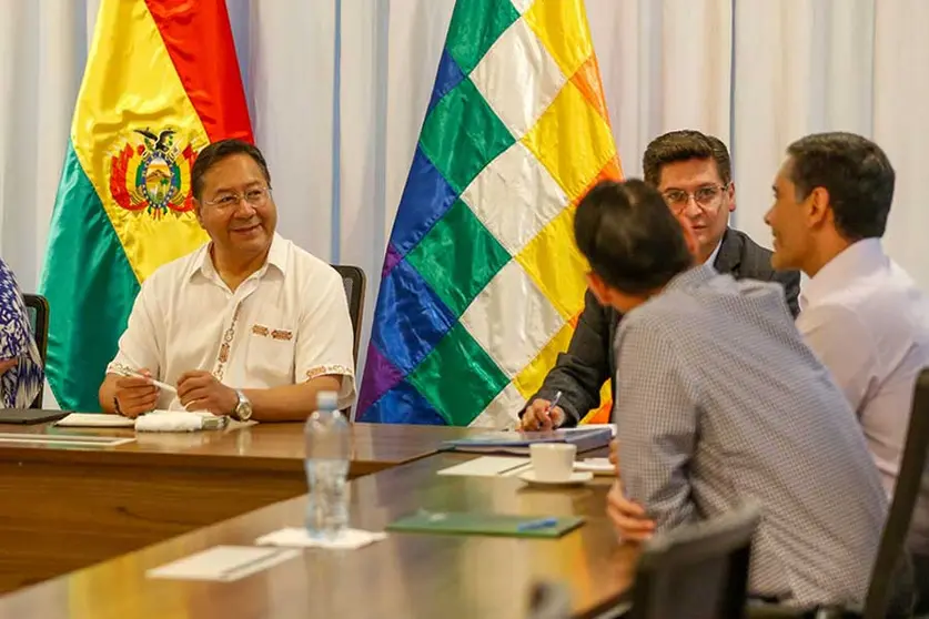 GOBIERNO-EMPRESARIOS