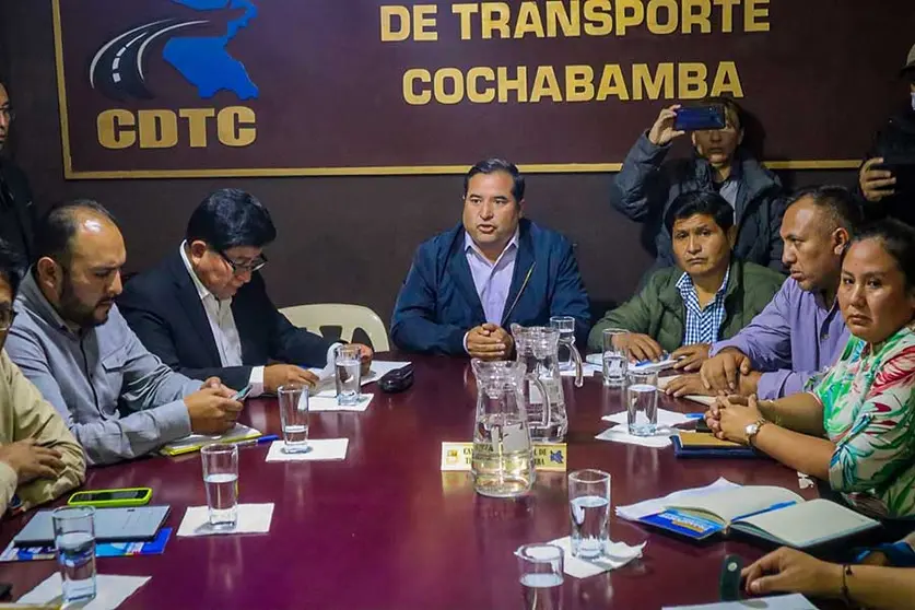 TRANSPORTE-GOBIERNO