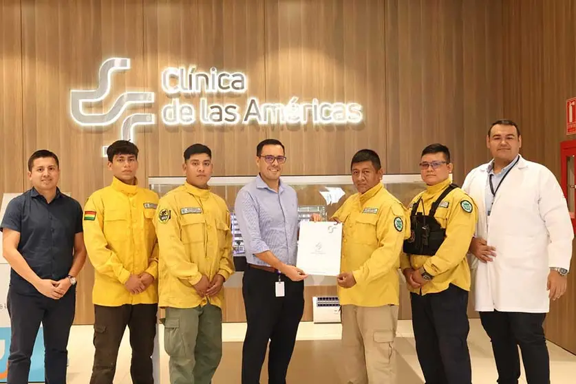 CLINICA-LAS-AMERICAS-01