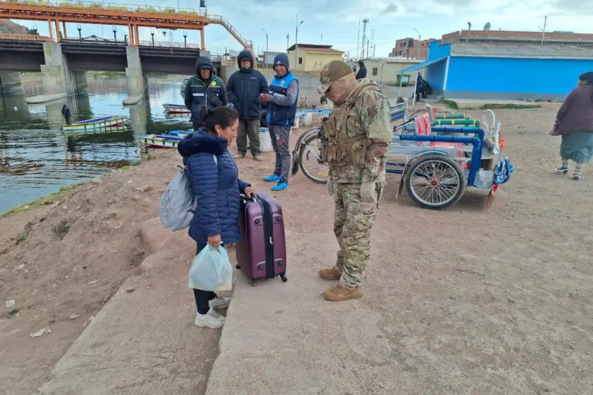 La presencia de los militares bolivianos en la frontera lacustre con Per&uacute;, no solamente logr&oacute;, en aproximadamente un mes de operativos, decomisos equivalentes a m&aacute;s de Bs 10 millones.