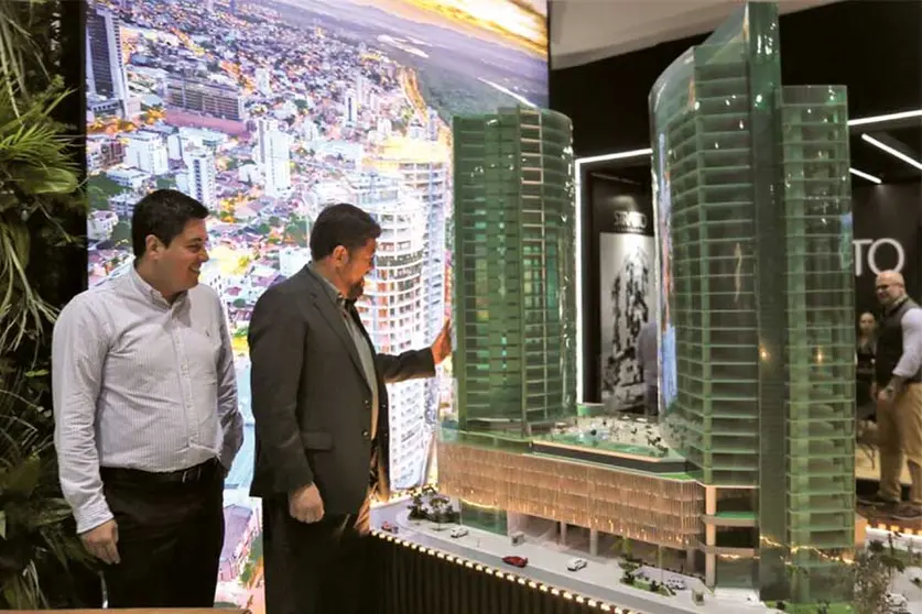 Edificaci&oacute;n. Green Tower Santa Cruz cuenta con dos torres, cada una de 30 pisos. Demand&oacute; una inversi&oacute;n de $us 100 millones