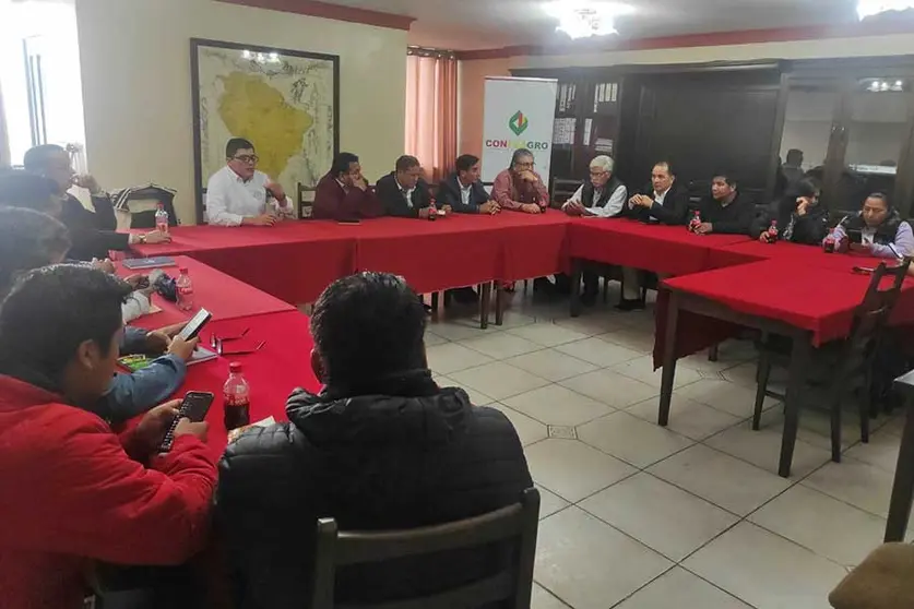 El pronunciamiento cuenta con el respaldo de m&aacute;s de 20 organizaciones nacionales y regionales, incluidas asociaciones de productores de diferentes sectores, c&aacute;maras de transporte y gremiales.