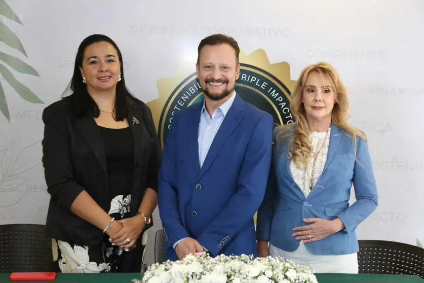 GRUPO-MAYA-01
