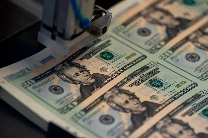 ec-48-dolar