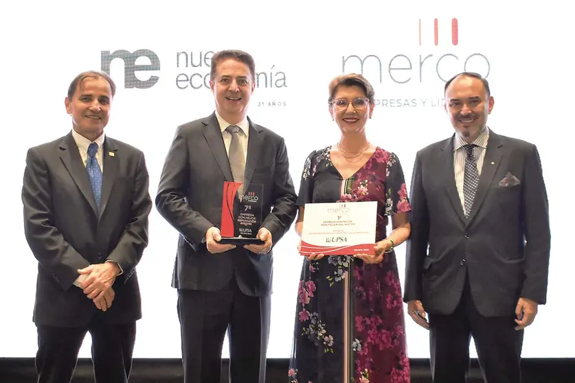 La rectora, Lauren M&uuml;ller de Pacheco, est&aacute; dentro del Top 10 de l&iacute;deres empresariales