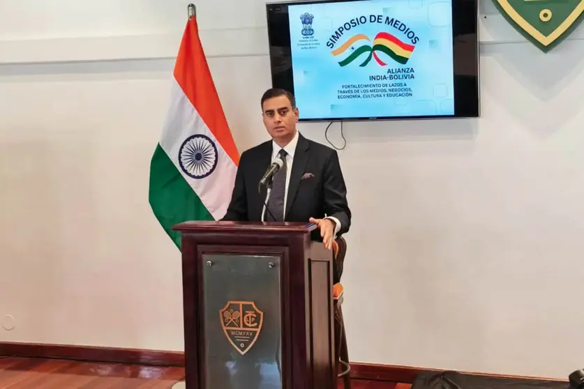 INDIA-01