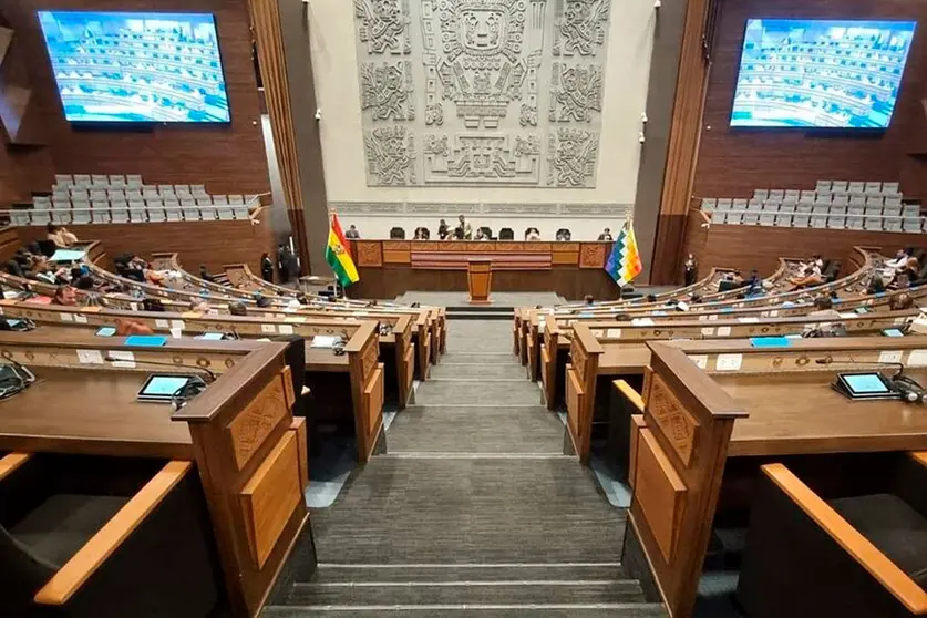 DIPUTADOS-01