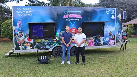 LA-CHATA-GAME-TRUCK-1