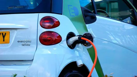 COCHES-ELECTRICOS-SOBREPRODUCCION-1