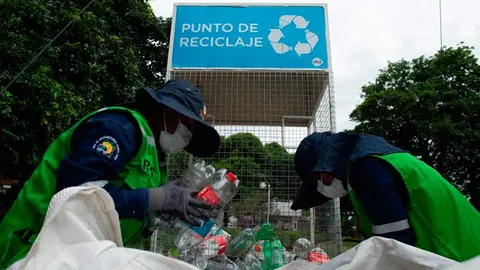 RECICLAJE-CONTENEDORES-VITAL-EXPOCRUZ