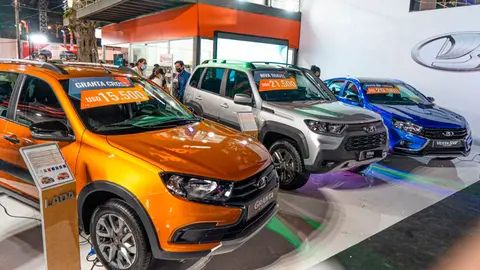 Presentación-Nuevos-Modelos-LADA