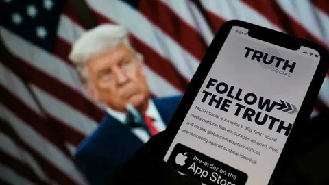 RED-SOCIAL-DE-TRUMP
