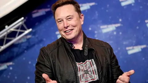 ELON-MUSK-FOTO-INTERNET