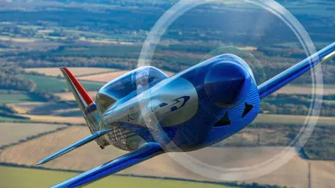 AVION-ELECTRICO-ROLL-ROYCE