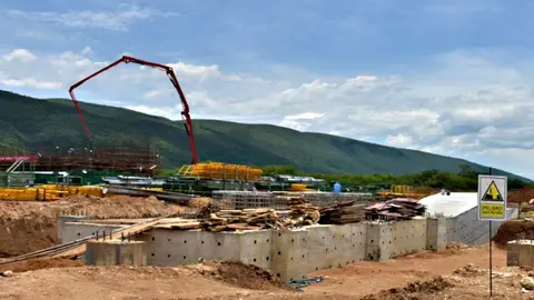MUTUN-PLANTA-SIDERURGICA