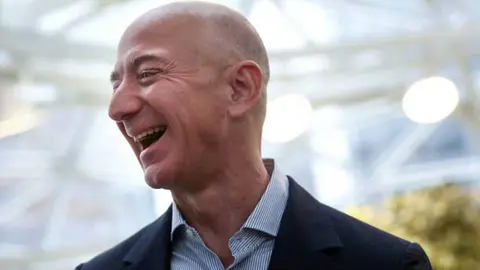 JEFF-BEZOS-MILLONARIOS