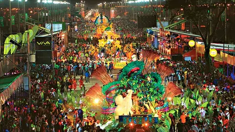 CARNAVAL-CRUCE&Ntilde;O-FOTO-REFERENCIAL
