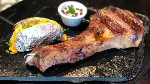 Restaurante-Los-Hierros