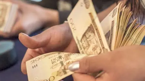 BILLETES-BOLIVIA-DINERO