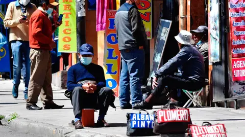 Seg&uacute;n los estudios 86 de cada 100 trabajadores bolivianos est&aacute;n en la informalidad. FOTO: CEDLA