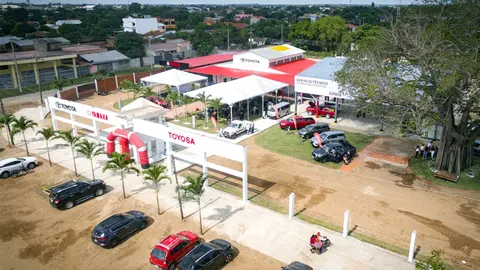 Showroom Toyosa Montero