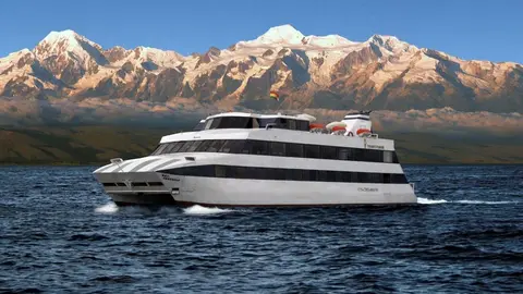 Catamaran - Lago Titicaca
