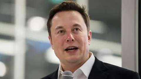 490x_770-420-elon-musk-tesla-alamy