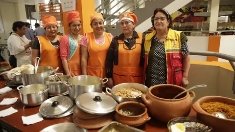 La iniciativa, Fortalecimiento de mercados populares en destinos tur&iacute;sticos,  benefici&oacute; a m&aacute;s de 1300 personas, de las cuales el 94% fueron mujeres de distintas edades